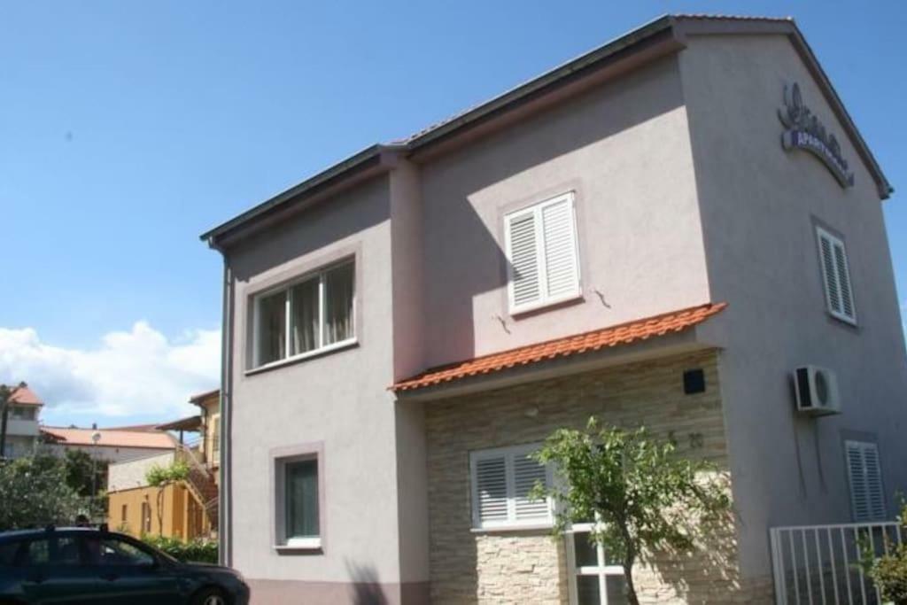 Apartmani Irena Jezevac Krk Island Exterior foto